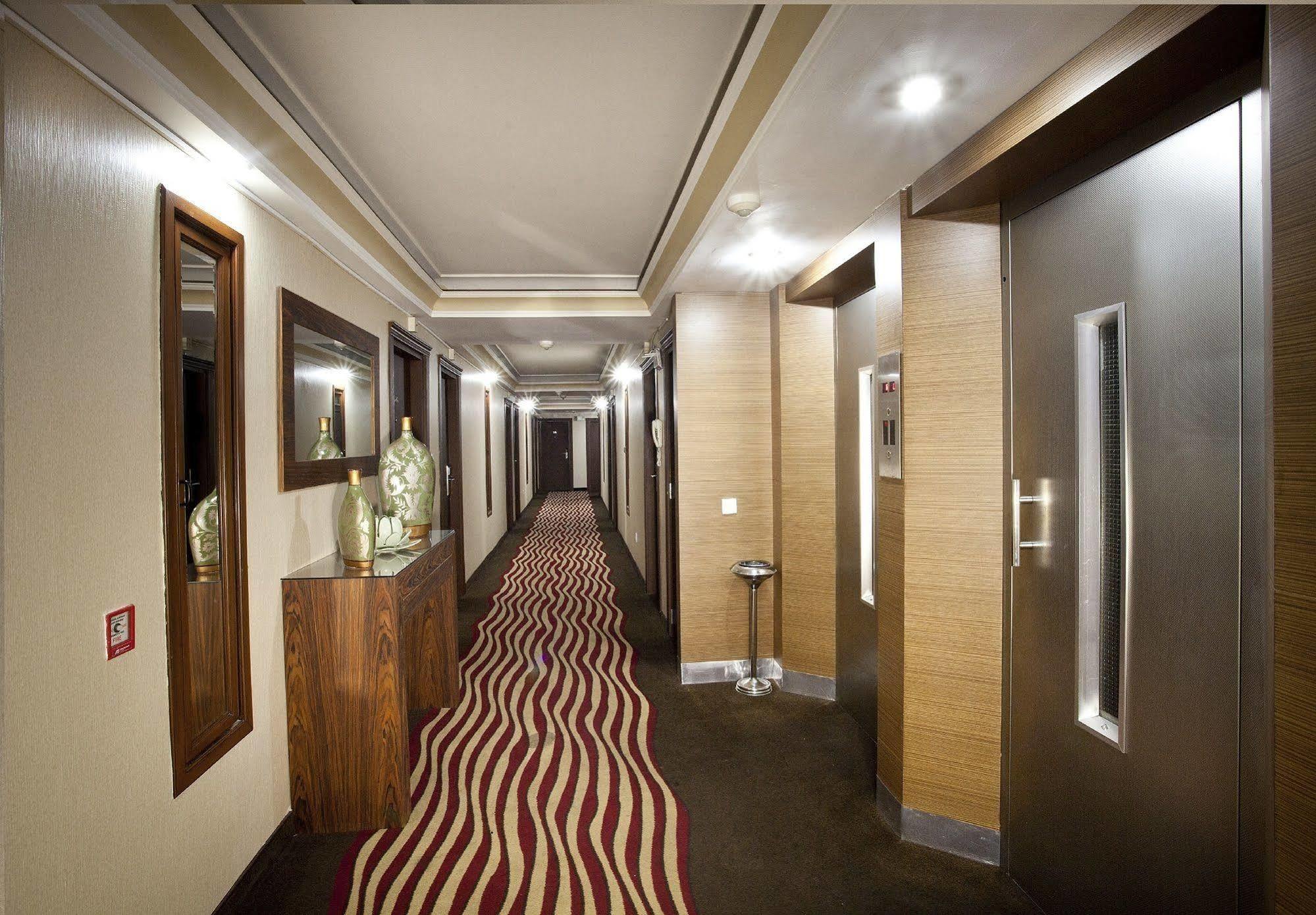 Hotel Buyuk Sahinler Istanbul Ngoại thất bức ảnh